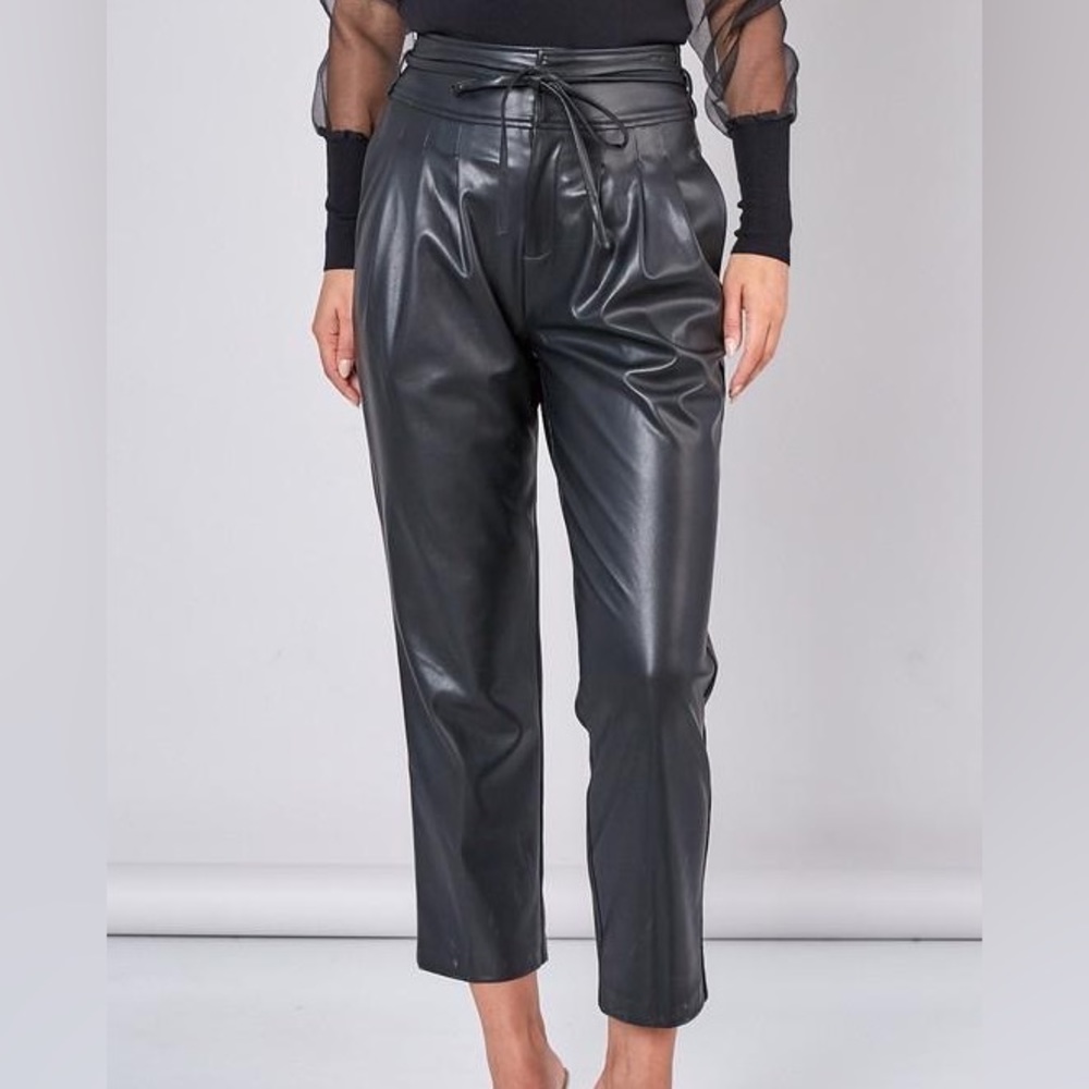Leather high waisted pant